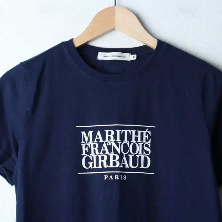 [BUNJANG] Marithe Francois Girbaud Semi-Crop Big Logo T-shirt / W(M) 마리떼프랑소와저버 반팔 티셔츠 빅로고 세미크롭 네이비-182F5