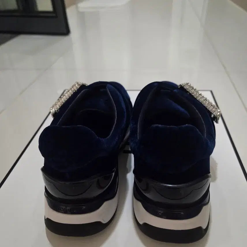 [BUNJANG] Suecomma Bonnie Cubic Belt Sneakers Navy / 슈콤마보닌 큐빅 벨트 스니커즈 네이비
