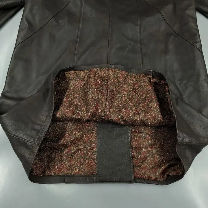 [BUNJANG] ADARCREA S.L Brown Asymmetrical Collar Lambskin Leather Dress / ADARCREA S.L 브라운 언발란스 카라 이너페이즐리 램스킨 양가죽