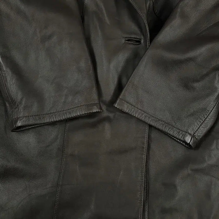 [BUNJANG] ADARCREA S.L Brown Asymmetrical Collar Lambskin Leather Dress / ADARCREA S.L 브라운 언발란스 카라 이너페이즐리 램스킨 양가죽