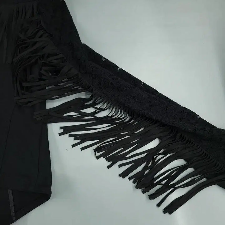 [BUNJANG] EGOIST Black 펀칭 Asymmetric Lace Fringe Top / EGOIST 에고이스트 블랙 펀칭 언발란스 레이스 프린지 고딕 고스 페미