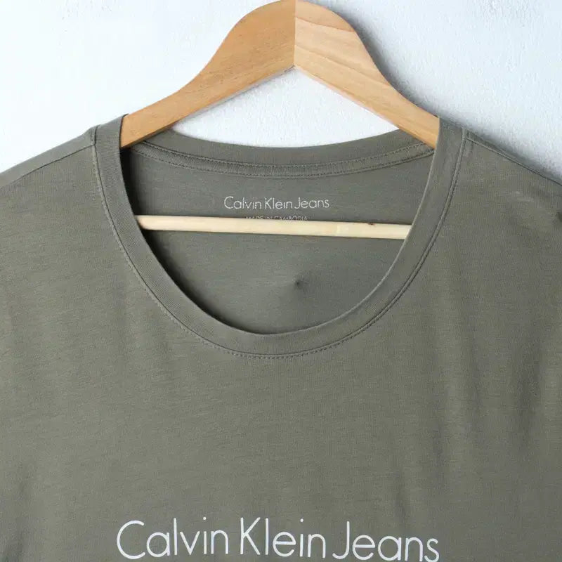 [BUNJANG] Calvin Klein Lettering T-shirt (XL-2XL) - Khaki / (XL-2XL) 캘빈클라인 반팔 티셔츠 빅사이즈 레터링 카키-182F9