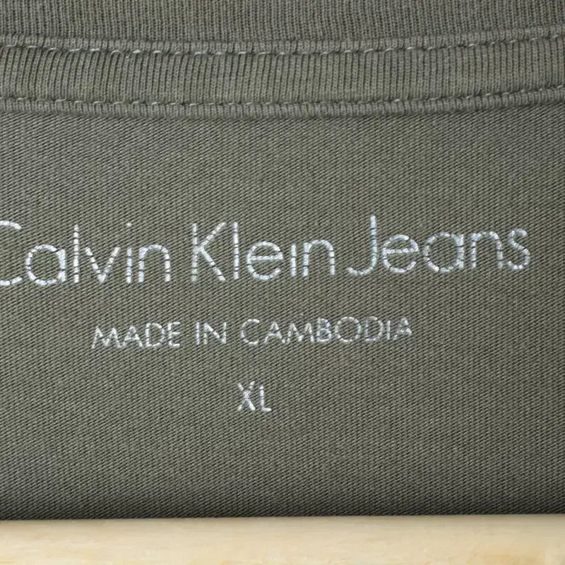[BUNJANG] Calvin Klein Lettering T-shirt (XL-2XL) - Khaki / (XL-2XL) 캘빈클라인 반팔 티셔츠 빅사이즈 레터링 카키-182F9