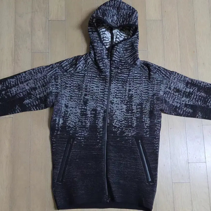 [BUNJANG] Adidas ZNE Pulse Knit Hooded Zip-up / 아디다스 ZNE 펄스 니트 후드집업 95사이즈 거의새옷