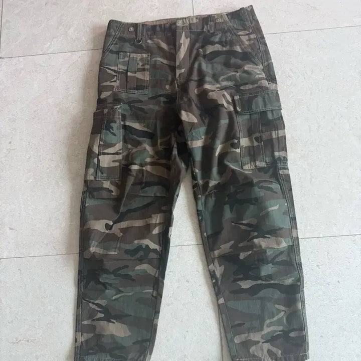 [SOLD OUT] 밀리터리 카모 카고 바지