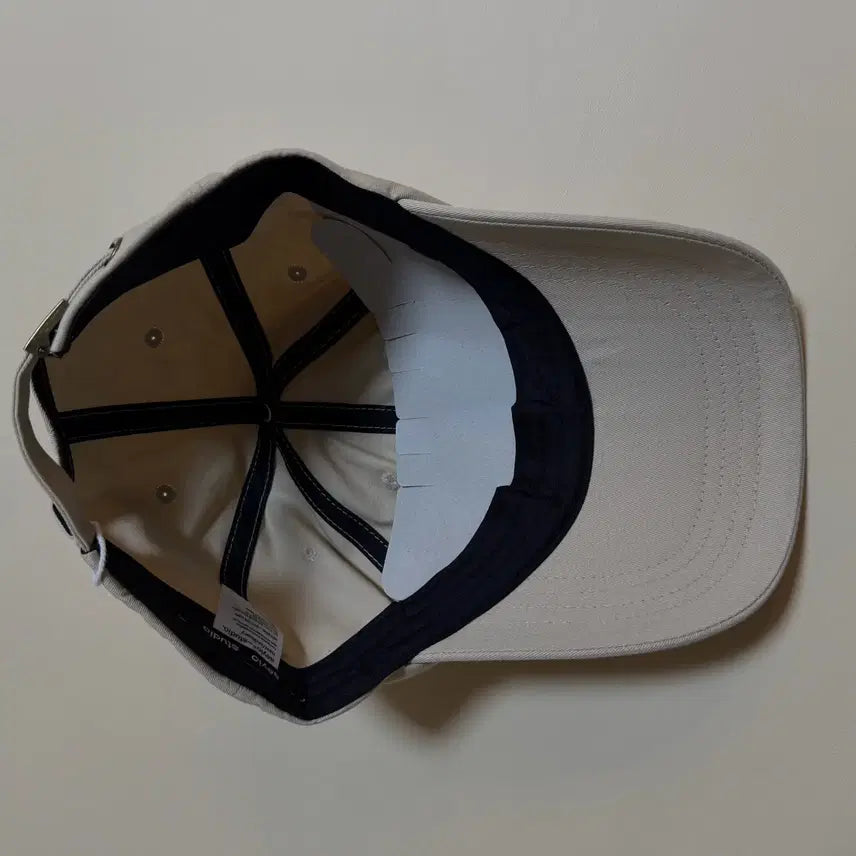 [BUNJANG] AEYIO Studio Beige Ball Cap / 에이와이오 스튜디오 볼캡 베이지 새상품