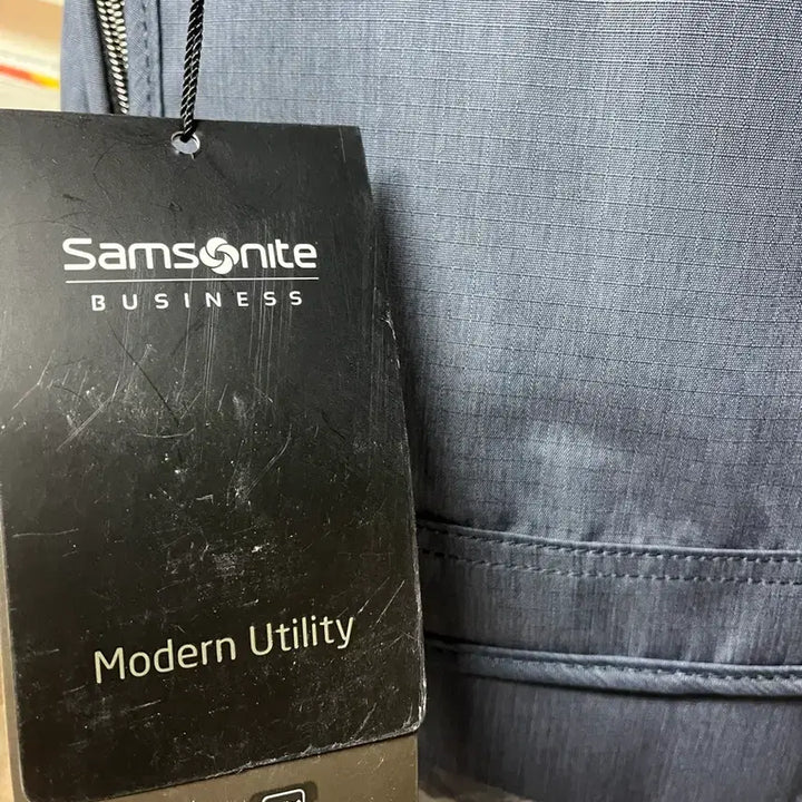 [BUNJANG] Samsonite Modern Utility Backpack Navy / 샘소나이트 모던 유틸리티 백팩 네이비
