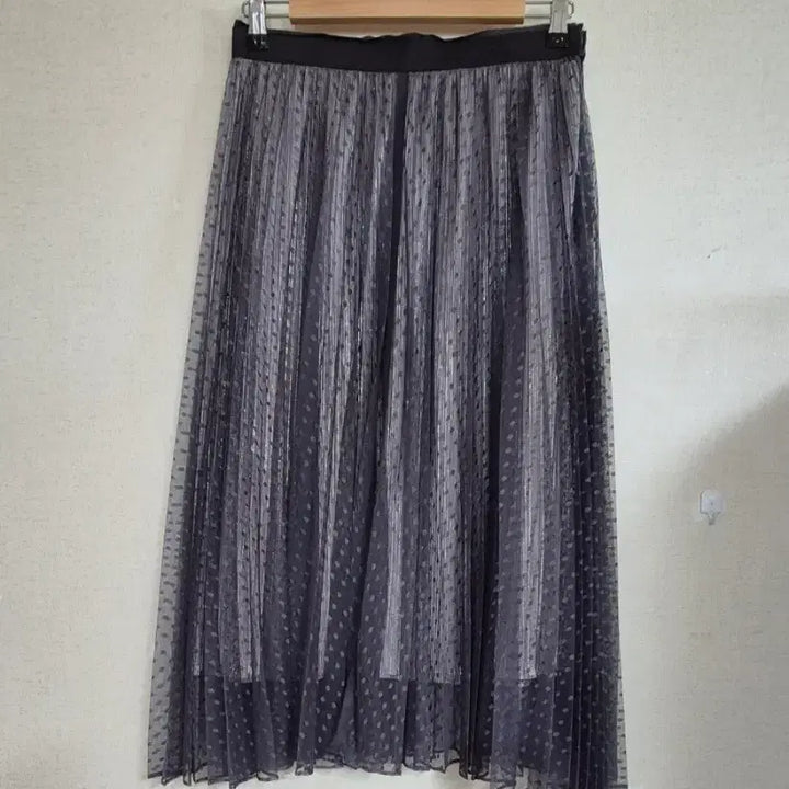 [BUNJANG] SJSJ Dot Pleated Long Skirt / 한섬 SJSJ 도트  롱 스커트 샤롱스커트