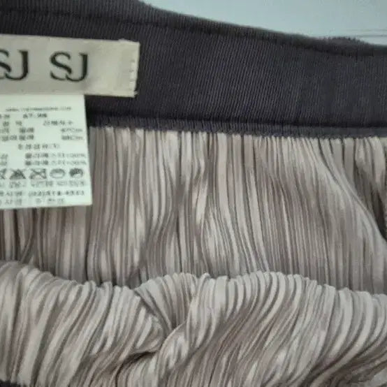 [BUNJANG] SJSJ Dot Pleated Long Skirt / 한섬 SJSJ 도트  롱 스커트 샤롱스커트
