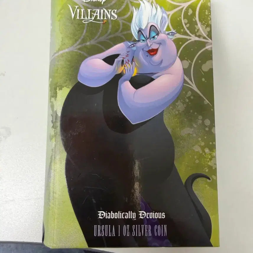 [BUNJANG] Disney Ursula 1oz Silver Coin / 디즈니 빌런 우르슬라 1온스은화