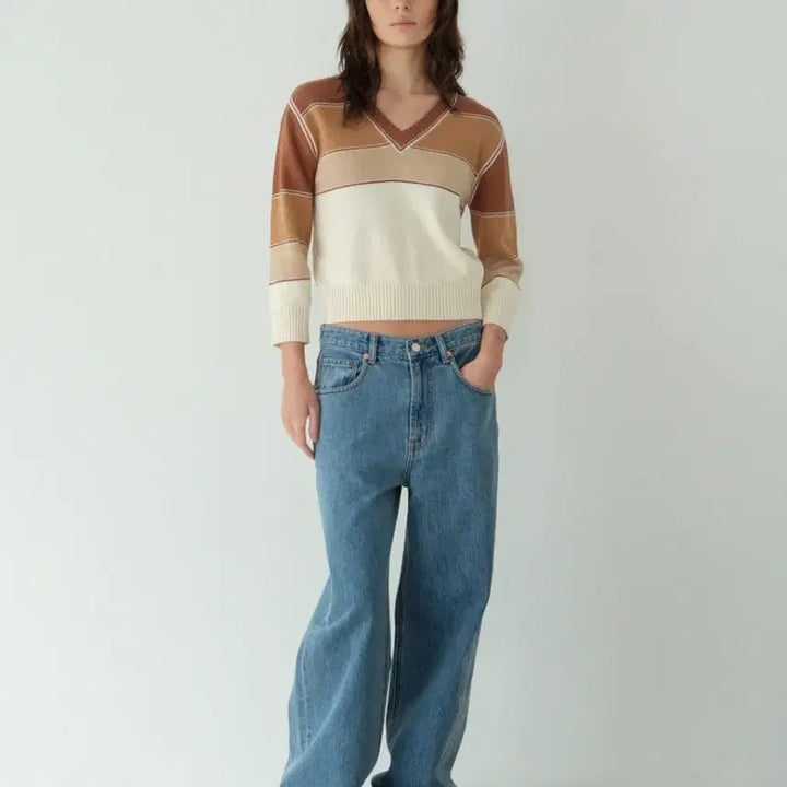 [BUNJANG] Pony Tail Agnes V-neck Knit Top / 포니테일 니트 팝니다 Agnes V-neck Knit (Brown Sug