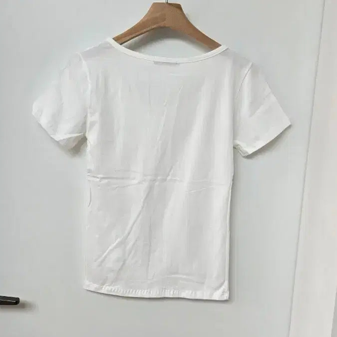 [SOLD OUT] 화이트 라운드 반팔