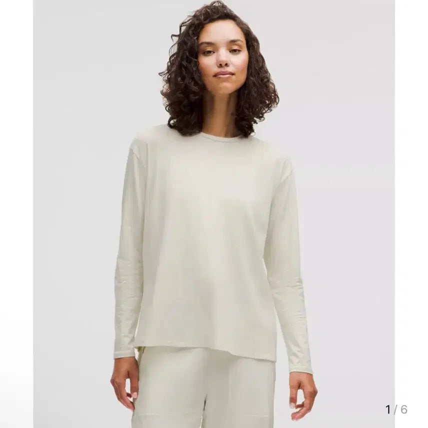 [BUNJANG] Lululemon Twist Back Relaxed Fit Long Sleeve T-shirt / 룰루레몬 트위스트백 릴랙스핏 롱슬리브 티셔츠 S
