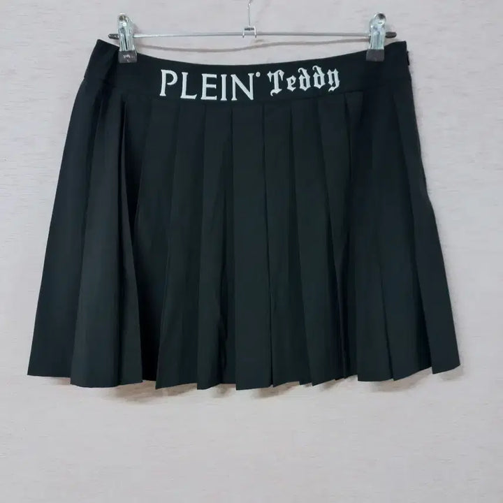 [BUNJANG] Philipp Plein Pleated Skirt with Inner Shorts / B4-16/필립플레인 속바지 블랙 주름 스커트 여성