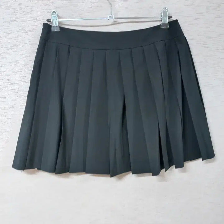 [BUNJANG] Philipp Plein Pleated Skirt with Inner Shorts / B4-16/필립플레인 속바지 블랙 주름 스커트 여성