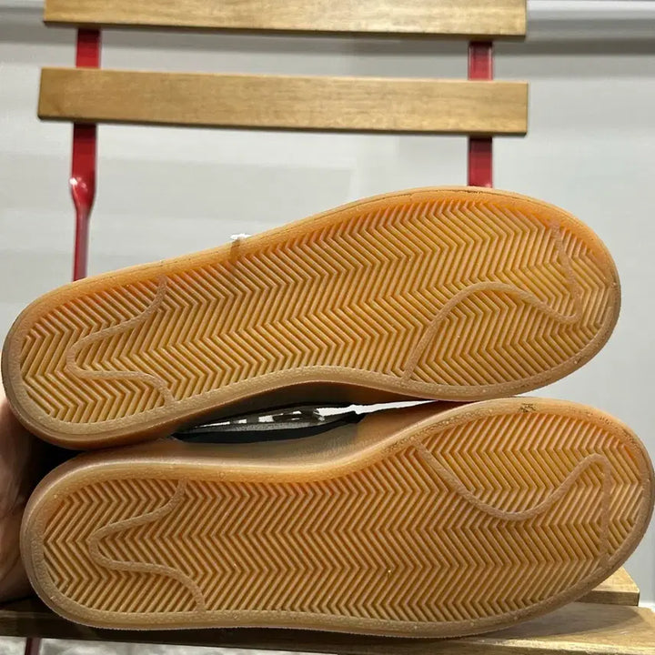 [SOLD OUT] 250) 나이키 운동화 남녀공용 신발 킬샷 OG 블랙 스니커즈