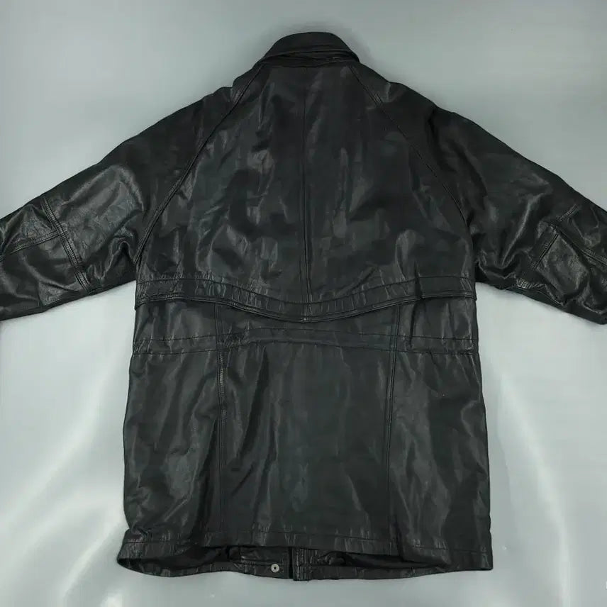 [BUNJANG] Vintage Black Raglan Hidden Zipper Four-Pocket Lambskin Leather Jacket / 빈티지 에이징 블랙 레글런 히든지퍼 포포켓 카라넥 램스킨 양가죽 레더자켓