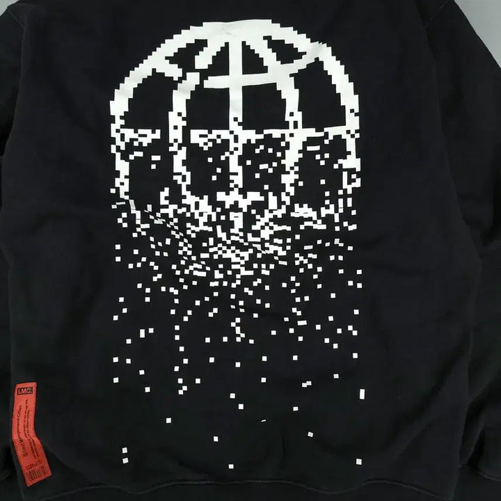 [BUNJANG] LMC Pixel Pattern Cotton Sweatshirt / LMC 엘엠씨 블랙 화이트 빅로고 픽셀패턴 기모 코튼 맨투맨 티셔츠 L