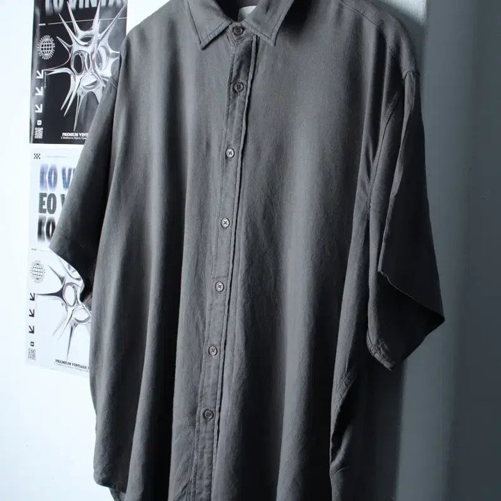 [BUNJANG] Lafarge Store Charcoal Solid Short Sleeve Shirt / (L) 라퍼지스토어 반팔셔츠 남방 차콜 무지 놈코어-18300