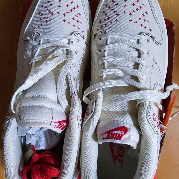[BUNJANG] Nike Dunk Low DV0834-100 Sneakers / 나이키 덩크 로우 dv0834-100 290사이즈 새상품