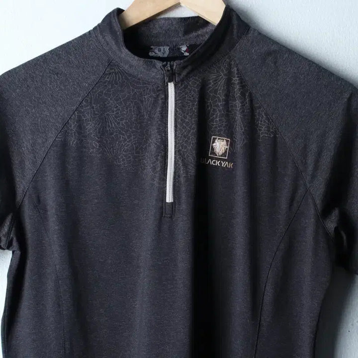 [SOLD OUT] (L) 블랙야크 반팔 카라 티셔츠 기능성 반집업 그레이-18301