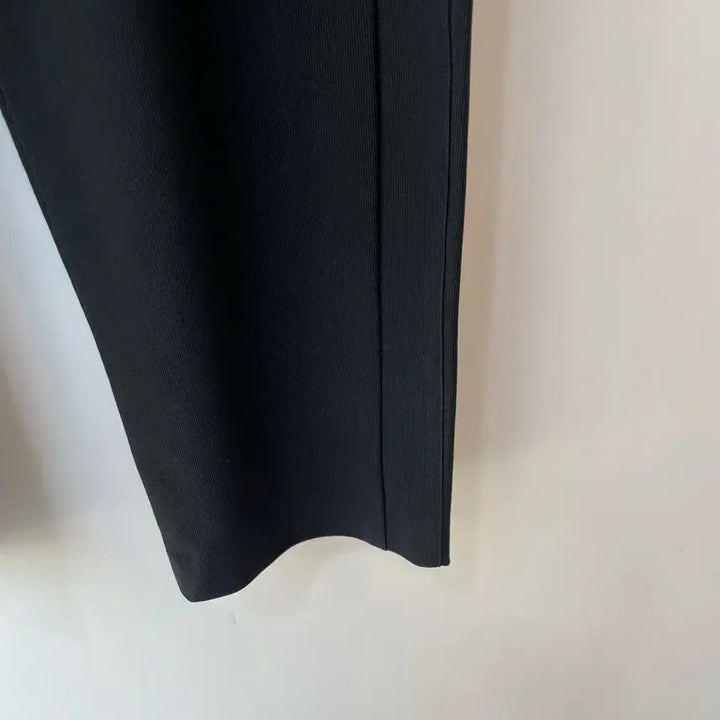 [BUNJANG] The IZAAK Slacks Trousers / 더 아이잗 슬랙스 바지