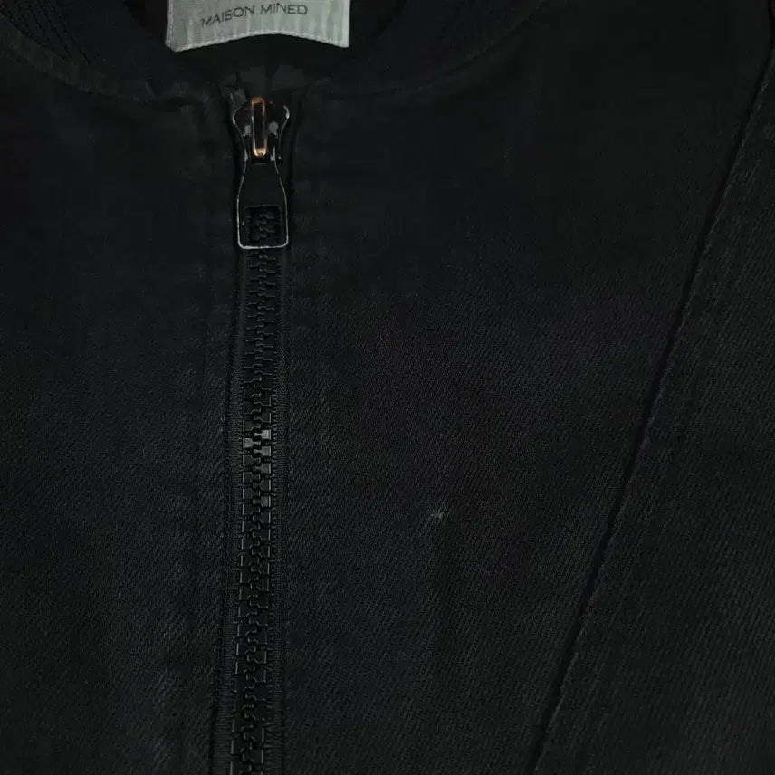 [BUNJANG] MAISON MINED Pigment Black Cut Canvas Cotton Jacket / MAISON MINED 메종미네드 피그먼트 블랙 절개 암포켓 캔버스 코튼