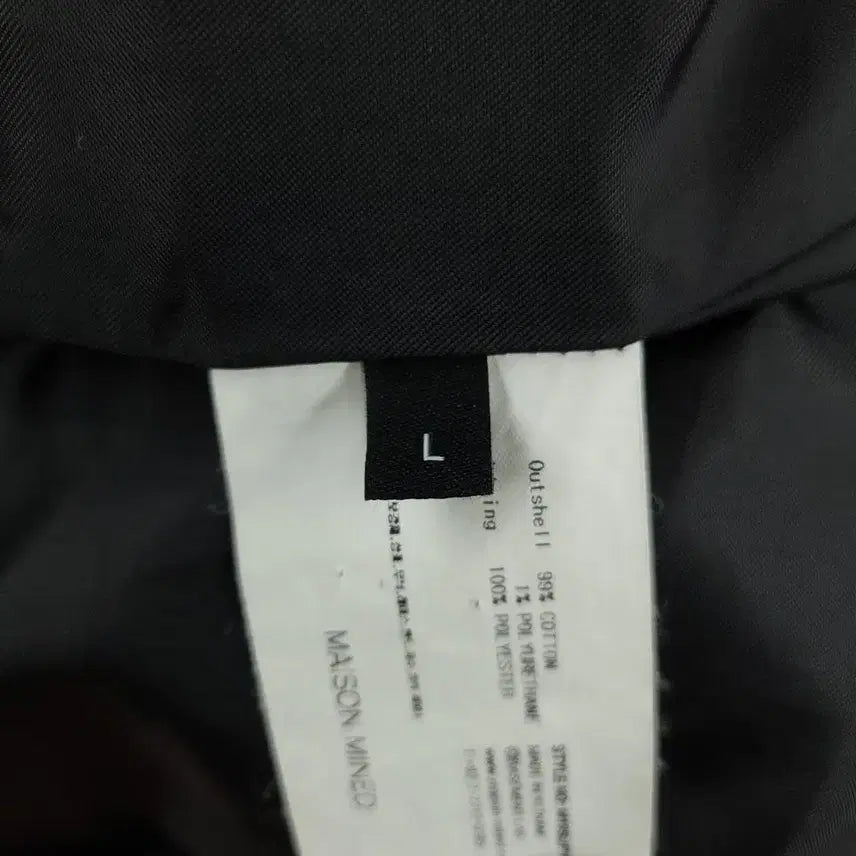 [BUNJANG] MAISON MINED Pigment Black Cut Canvas Cotton Jacket / MAISON MINED 메종미네드 피그먼트 블랙 절개 암포켓 캔버스 코튼