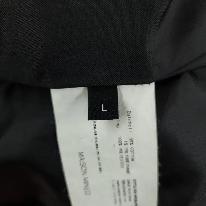 [BUNJANG] MAISON MINED Pigment Black Cut Canvas Cotton Jacket / MAISON MINED 메종미네드 피그먼트 블랙 절개 암포켓 캔버스 코튼
