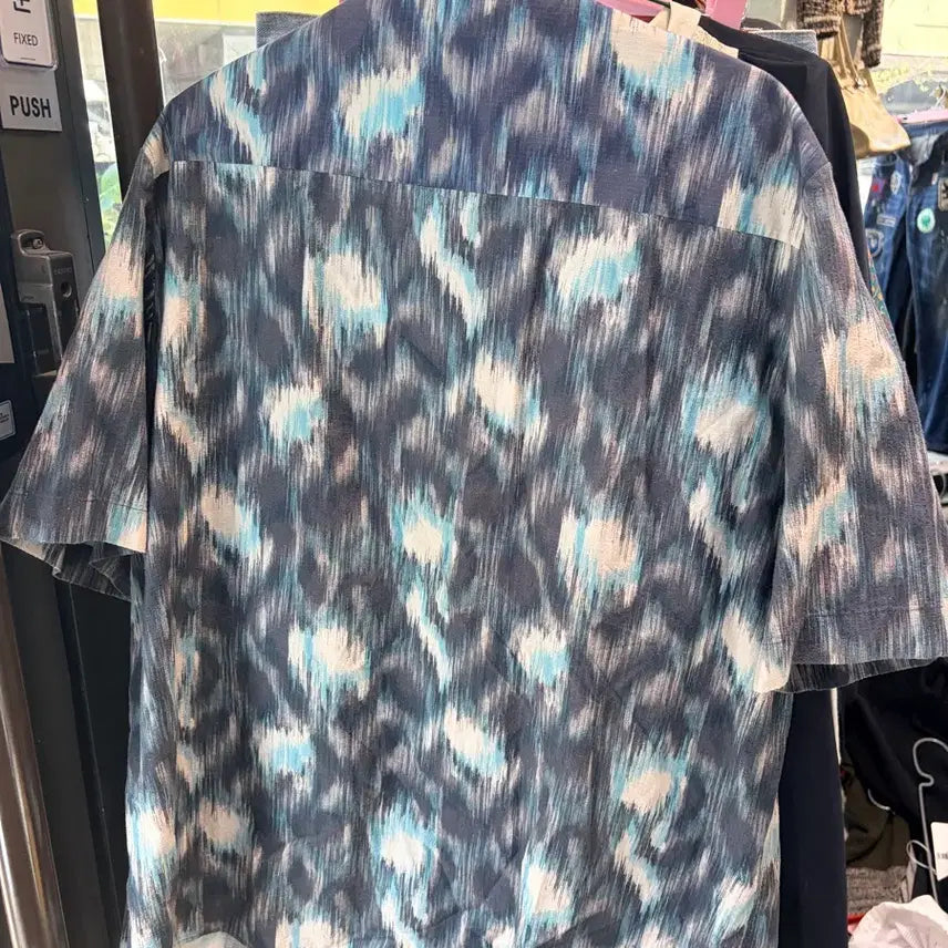 [BUNJANG] COS Patterned Short-Sleeved Shirt / COS 코스 패턴 반팔 셔츠