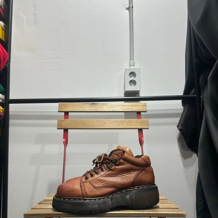 [BUNJANG] Dr. Martens Chucky Walker Boots Brown / UK6 250) 닥터마틴 부츠 처키 워커 브라운 made in UK
