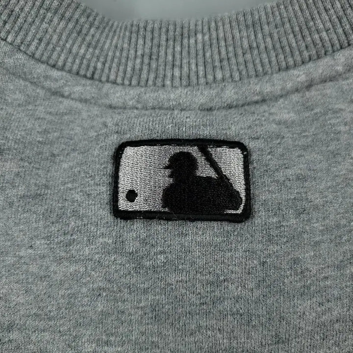 [BUNJANG] MLB Pittsburgh Pirates Big Logo Sweatshirt / MLB 엠엘비 그레이 블랙 골드 배색 피츠버그 파이리츠 빅로고 맨투맨 티