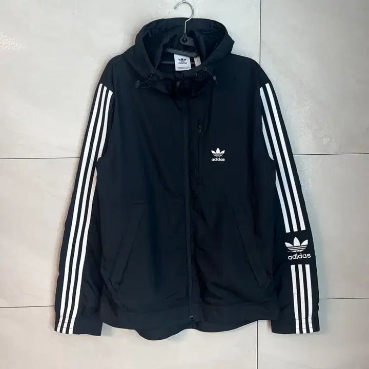 [SOLD OUT] 아디다스 파이어버드 바람막이 블랙 [M]