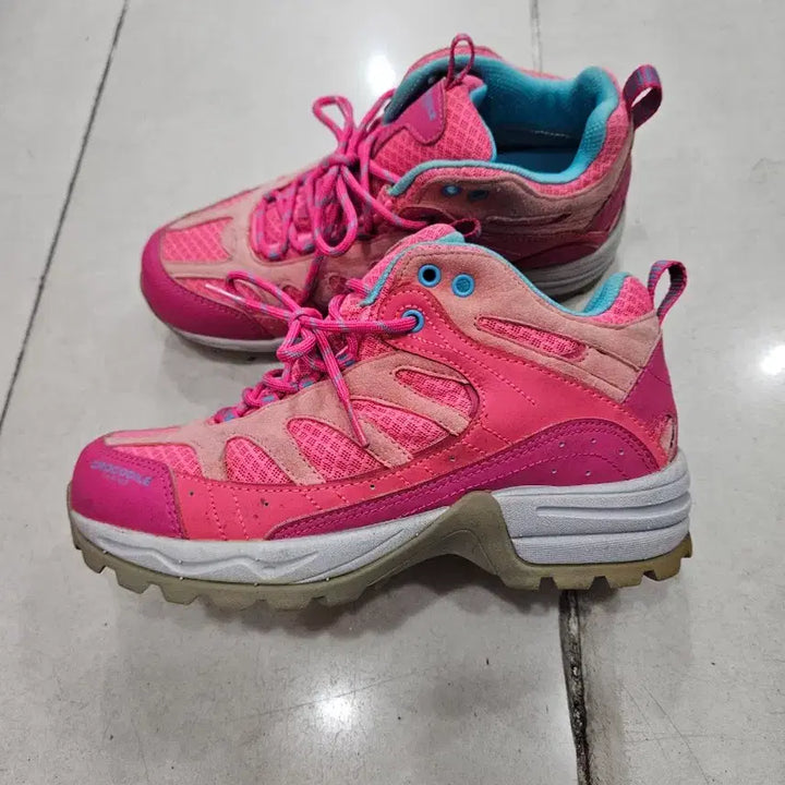 [SOLD OUT] 크로커다일등산화(240)