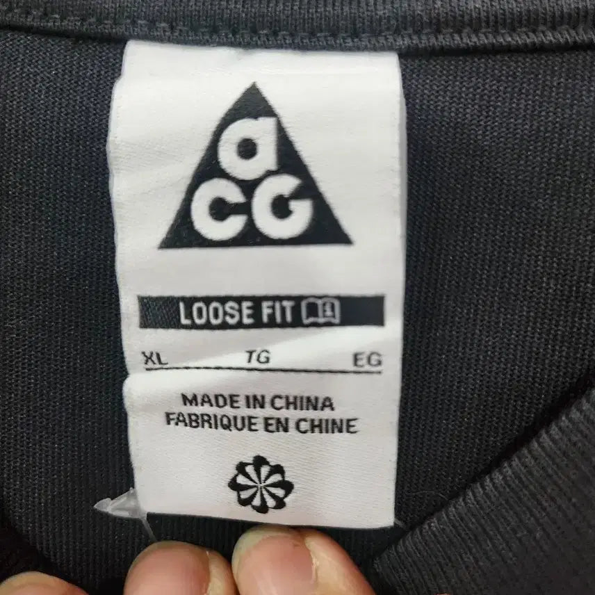 [SOLD OUT] 나이키 ACG Hike 반팔 티셔츠 블랙