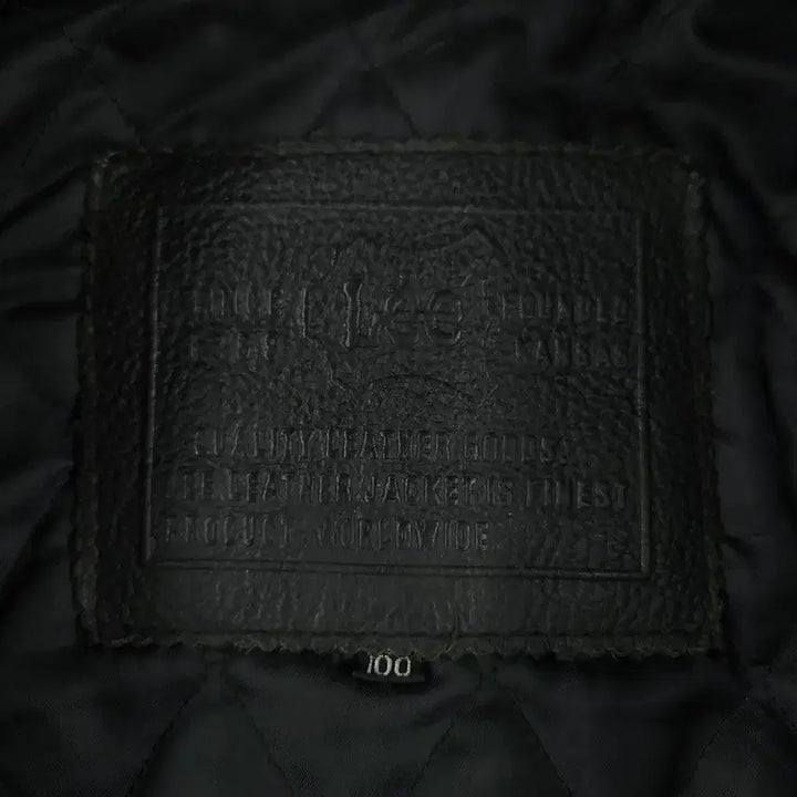 [BUNJANG] Lee Ssangbangwool 00s Aging Black Logo Inner Quilted Shoulder Detail Jacket / LEE 리 쌍방울 00s 에이징 블랙 로고 각인 이너퀼팅 언발란스 어깨견
