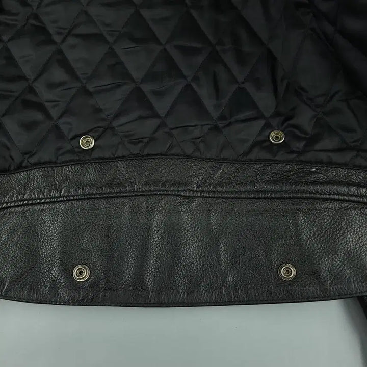 [BUNJANG] Lee Ssangbangwool 00s Aging Black Logo Inner Quilted Shoulder Detail Jacket / LEE 리 쌍방울 00s 에이징 블랙 로고 각인 이너퀼팅 언발란스 어깨견