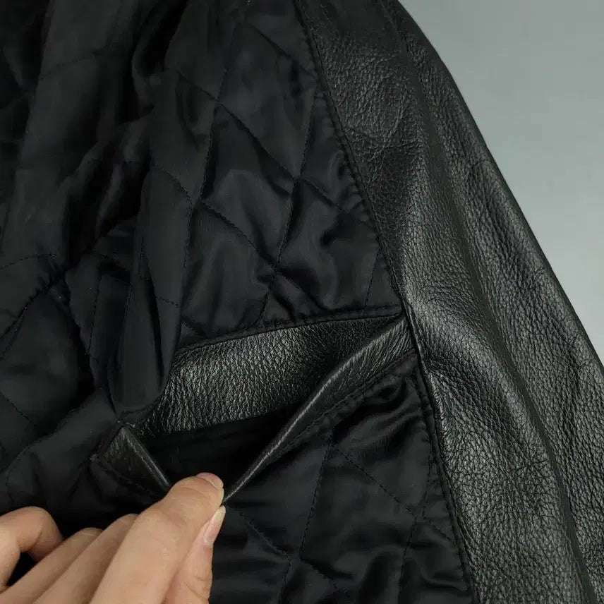 [BUNJANG] Lee Ssangbangwool 00s Aging Black Logo Inner Quilted Shoulder Detail Jacket / LEE 리 쌍방울 00s 에이징 블랙 로고 각인 이너퀼팅 언발란스 어깨견