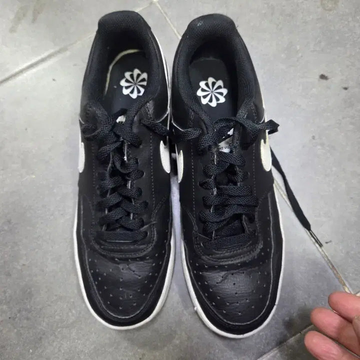 [BUNJANG] Nike Court Vision Low Black Sneakers 270 / 나이키 코트 비전 로우 블랙 스니커즈270