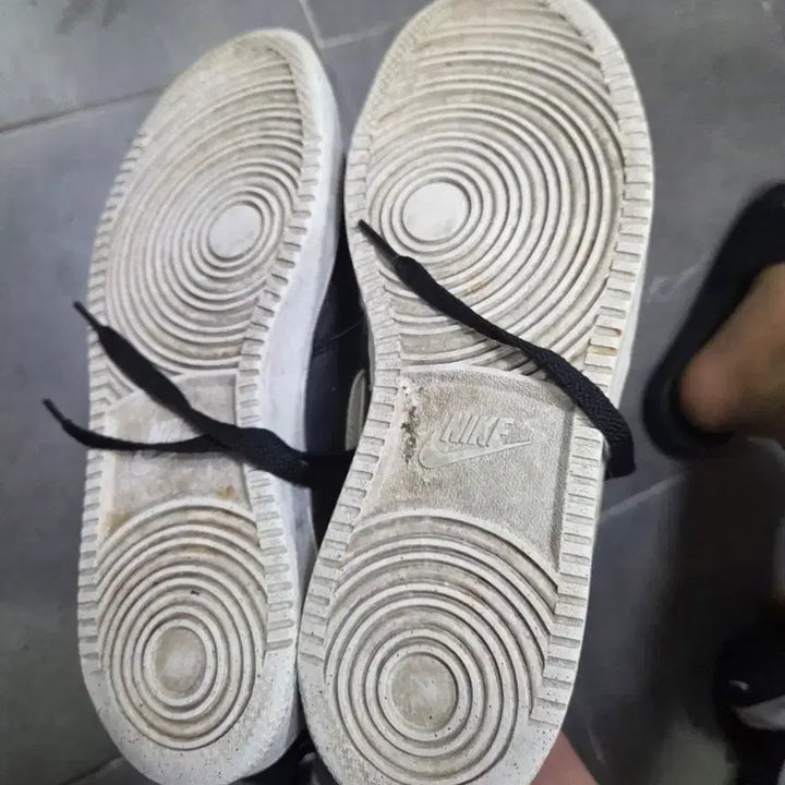 [BUNJANG] Nike Court Vision Low Black Sneakers 270 / 나이키 코트 비전 로우 블랙 스니커즈270
