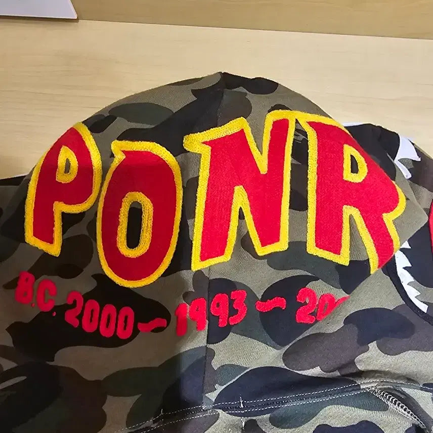 [SOLD OUT] (급처!!!) 베이프 샤크 후드 집업 팝니다 !!교신가능