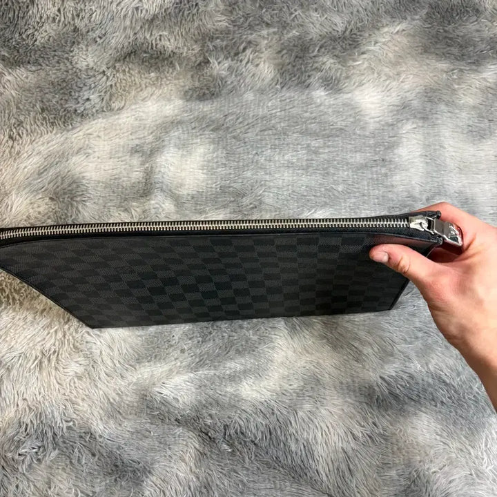 [BUNJANG] Louis Vuitton Damier Pochette Jour Clutch Bag / [리엘중고명품] 루이비통 다미에 포쉐트주르 클러치백