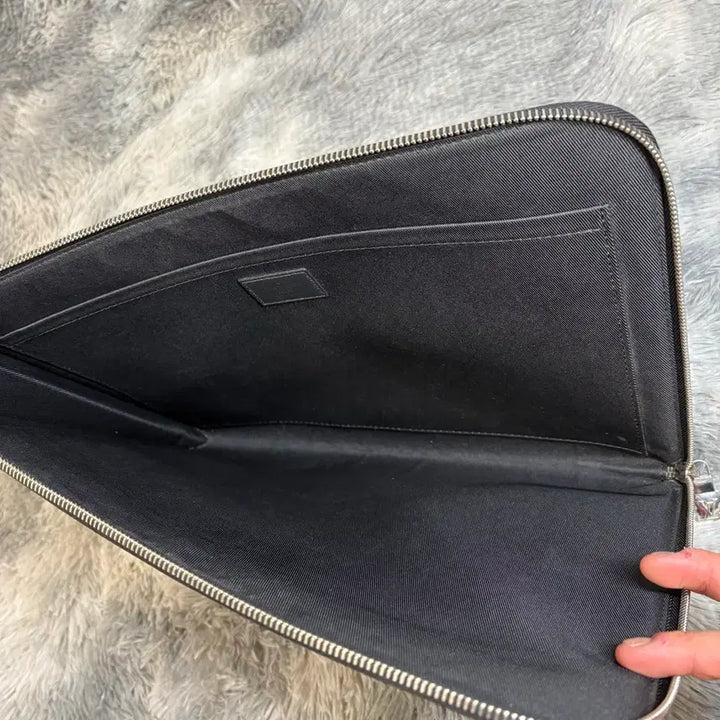 [BUNJANG] Louis Vuitton Damier Pochette Jour Clutch Bag / [리엘중고명품] 루이비통 다미에 포쉐트주르 클러치백