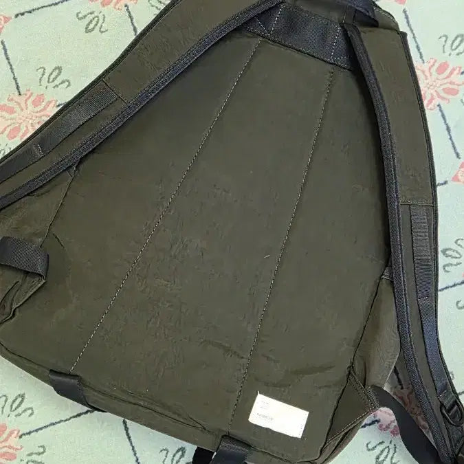 [BUNJANG] Rawrow String Backpack Charcoal / 로우로우 스트링 백팩 차콜