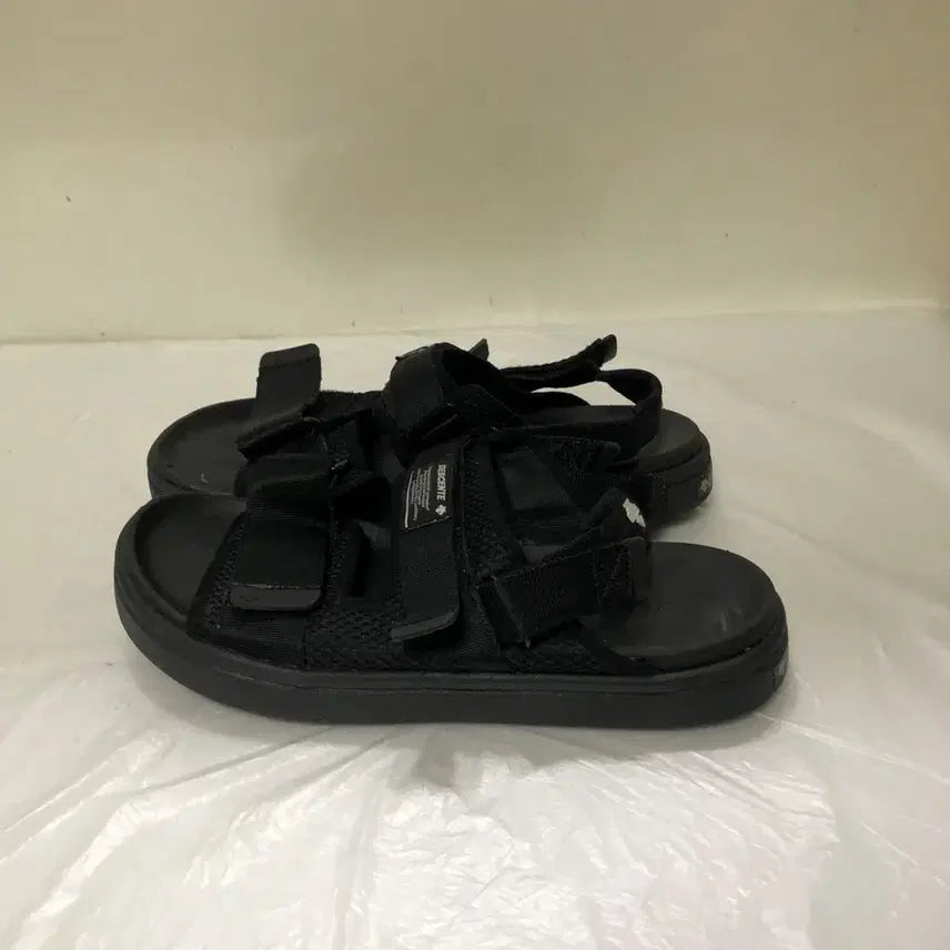 [SOLD OUT] 데상트 샌들 280MM@9929