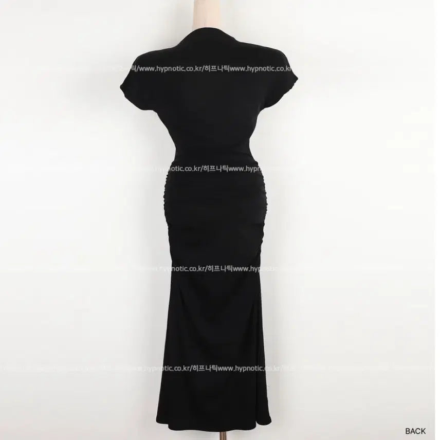 [SOLD OUT] 히프나틱 메블릿 셔링 머메이드 롱원피스 블랙