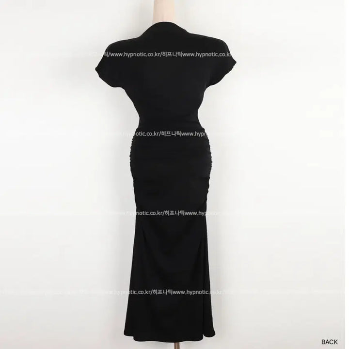 [SOLD OUT] 히프나틱 메블릿 셔링 머메이드 롱원피스 블랙