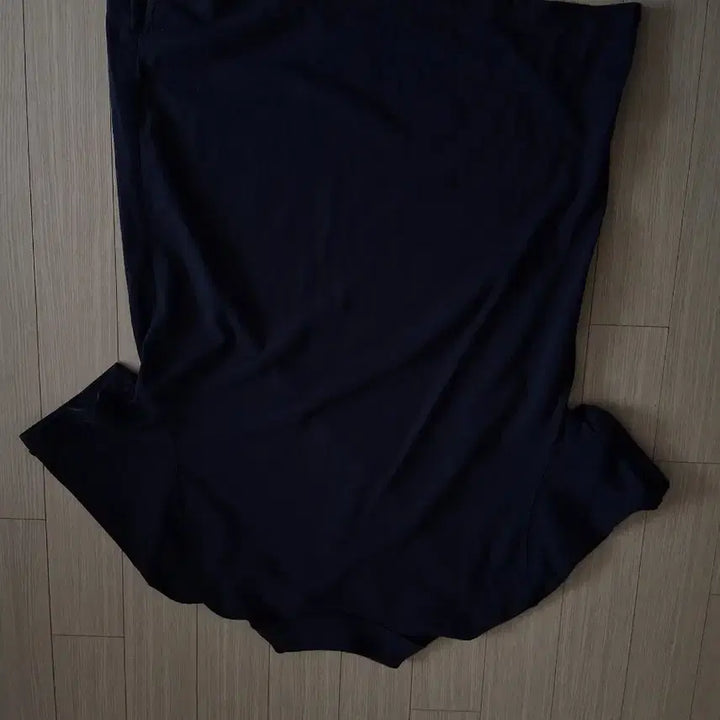 [SOLD OUT] 몽클레어 네이비 폴로티셔츠 XL