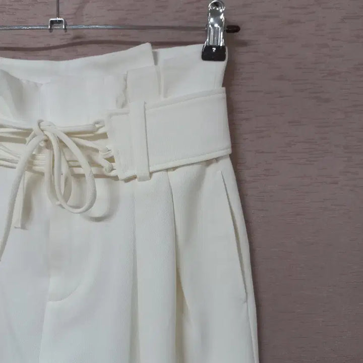 [BUNJANG] B4-16 Ivory Pants Women / B4-16/이로 아이보리 팬츠 여성
