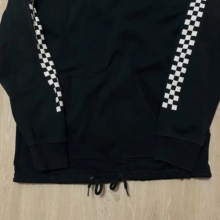 [BUNJANG] Vans Checkerboard Half-Zip Sweatshirt [Black] L / 반스 체커보드 사이드라인 하프집업 맨투맨 [블랙] L/100